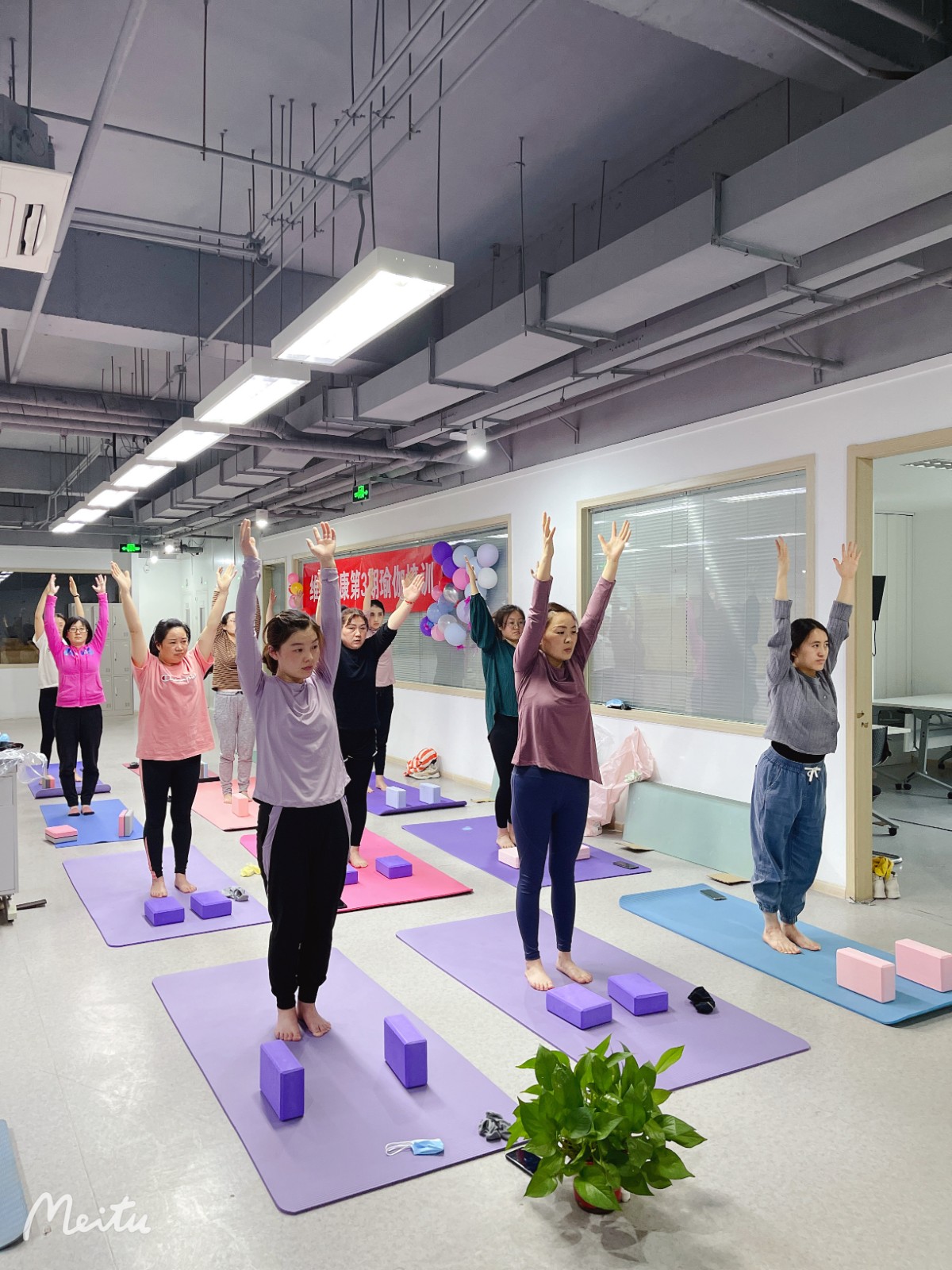 608788722502d.jpg 608788722502d.jpg